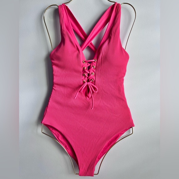 Becca Women's Pink Off-The-Grid One-Piece Swimsuit Size Large